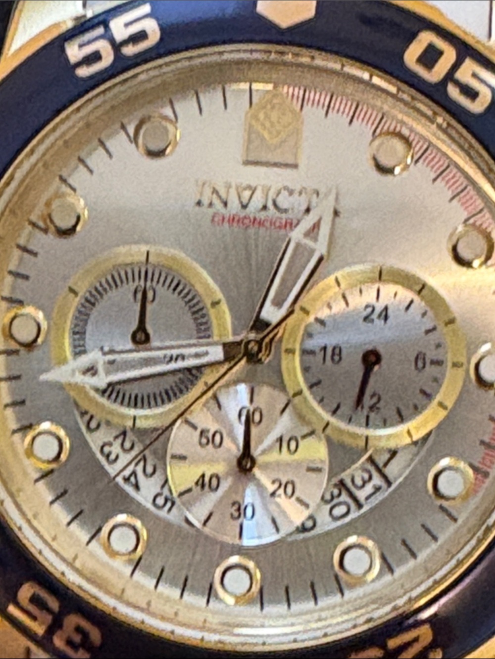 Last sale price Rare Invicta Pro Diver SCUBA
Men's Watch - 48mm, Gold, White - Picture 7 of 16